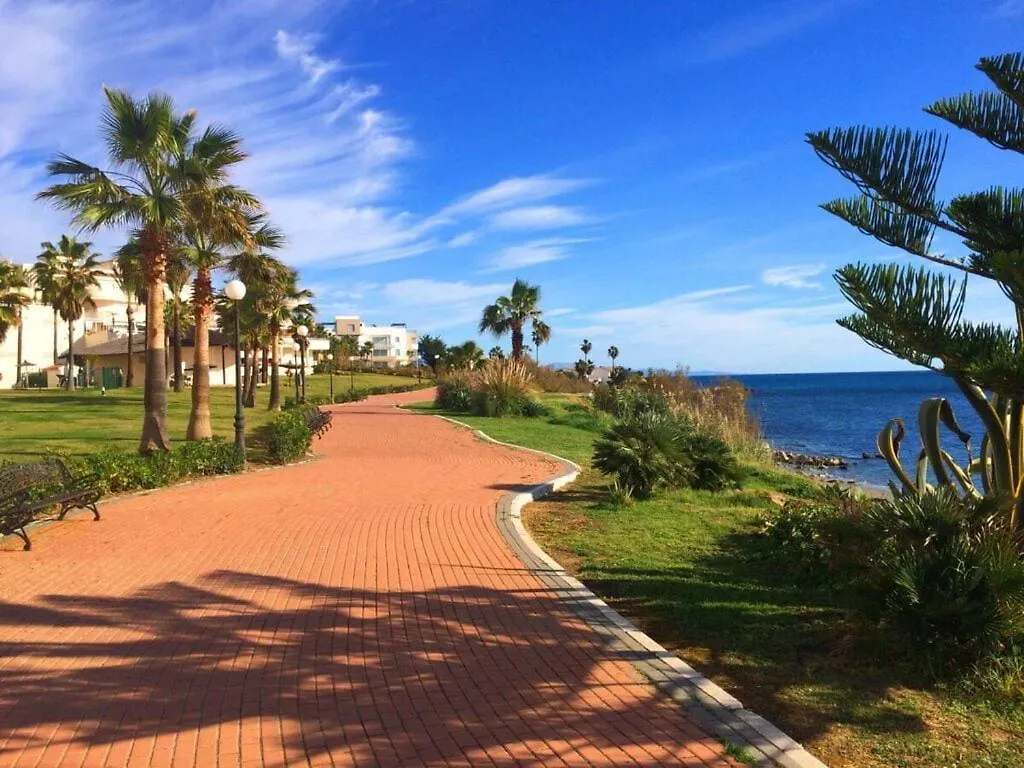 Penthouse Bermuda Beach 2 Estepona 0*,  Spain